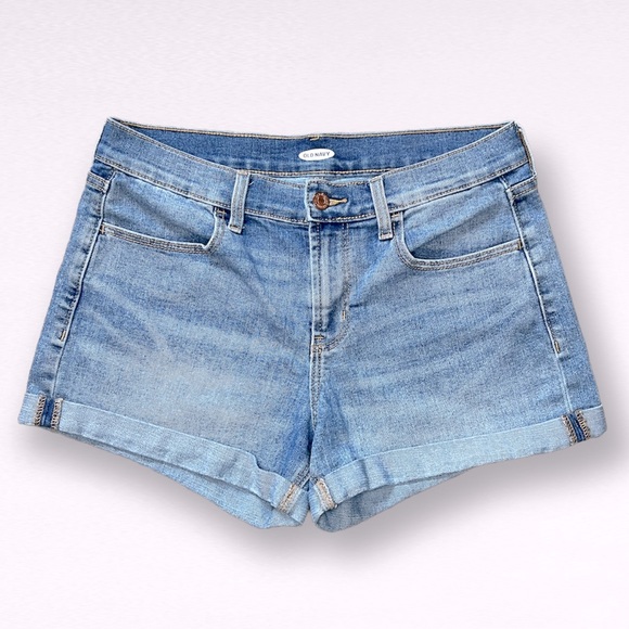 Old Navy Light Wash Midi Shorts - Picture 2 of 4